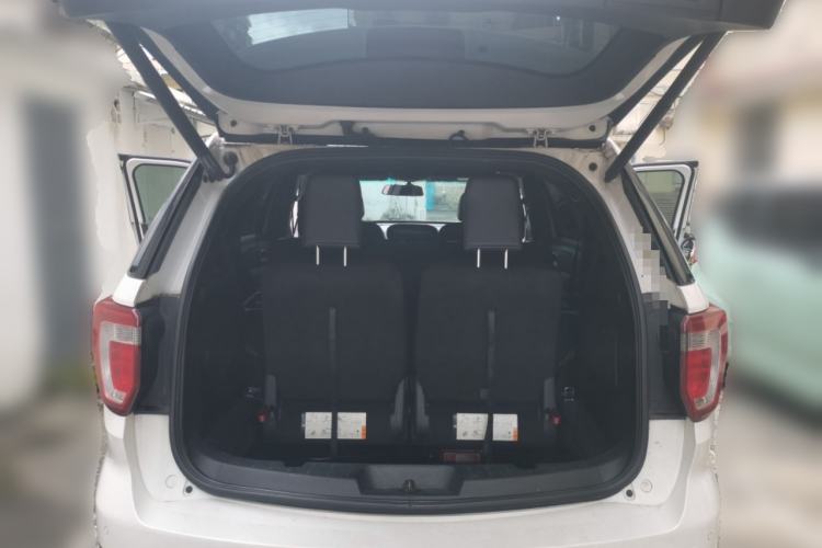Used Ford Explorer 2017 2.3T Fashion Edition Trunk