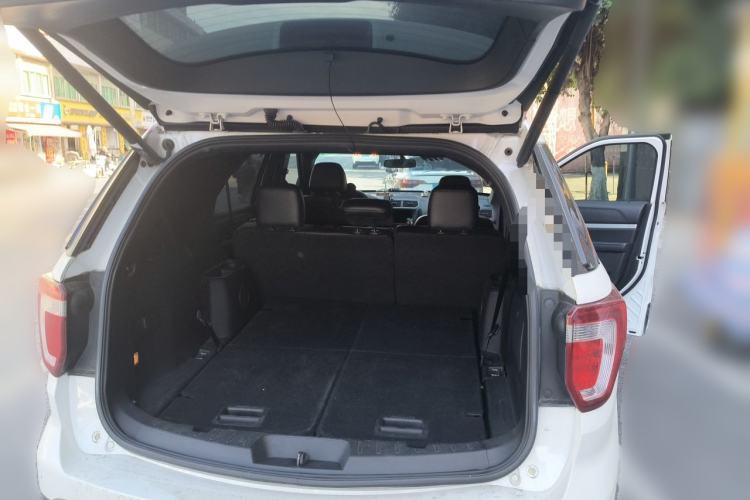 Used Ford Explorer 2017 2.3T Fashion Edition Trunk