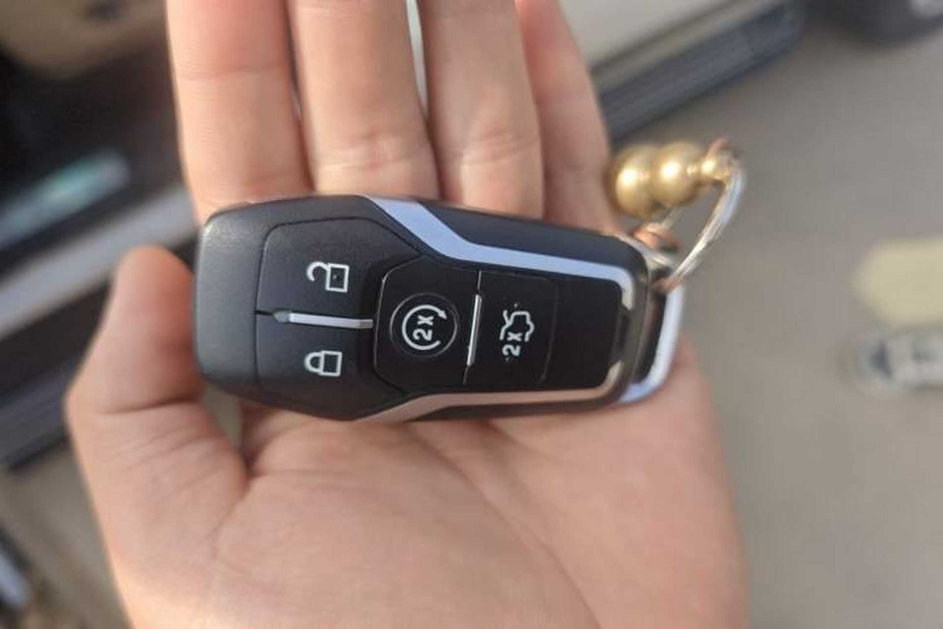 Used Ford Explorer 2017 2.3T Elite Edition Vehicle Key