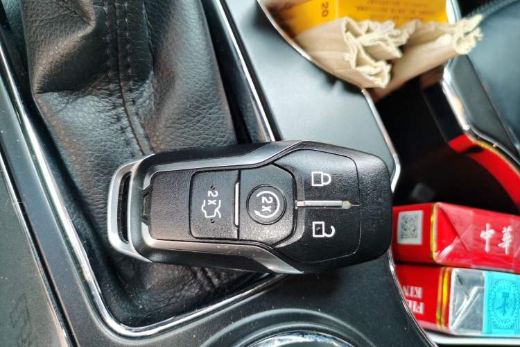 Used Ford Explorer 2017 3.5T Elite Edition Vehicle Key