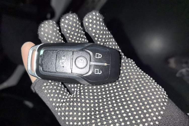 Used Ford Explorer 2017 3.5T Elite Edition Vehicle Key