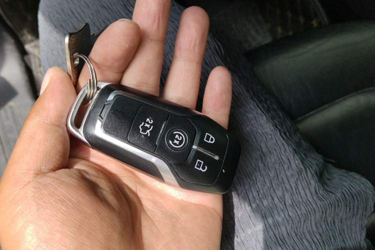 Used Ford Explorer 2017 2.3T Fashion Edition Vehicle Key