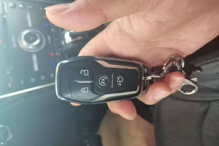 Used Ford Explorer 2017 2.3T Elite Edition Vehicle Key