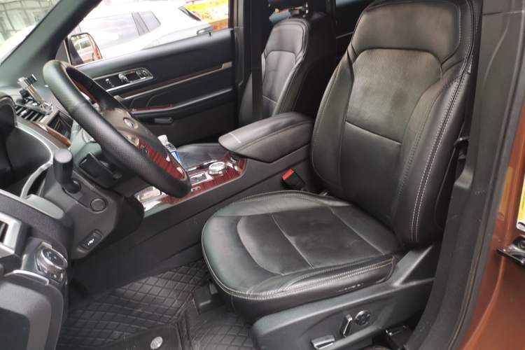 Used Ford Explorer 2017 2.3T Elite Edition Left Front Seat