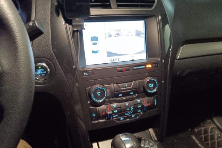Used Ford Explorer 2018 2.3T Fashion Edition Audio And AC Panel