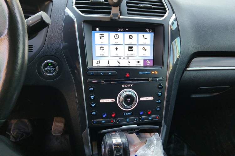 Used Ford Explorer 2018 2.3T Elite Edition Audio And AC Panel