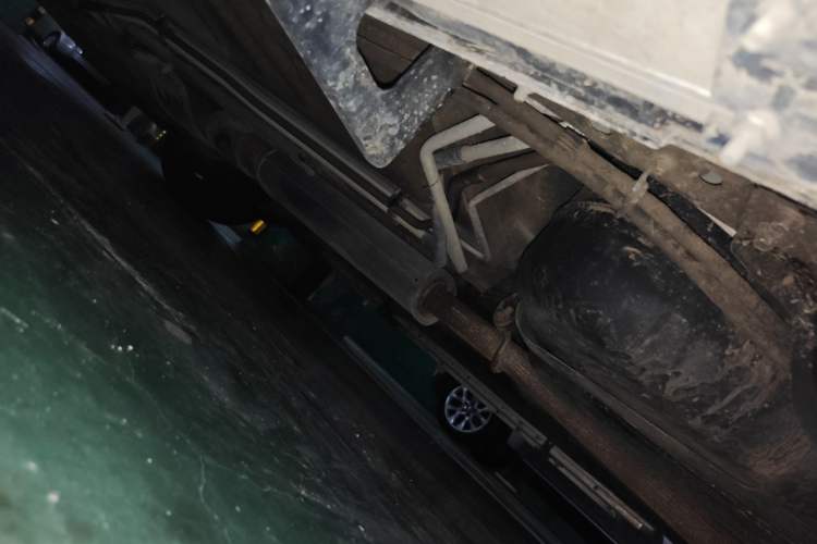 Used Ford Explorer 2018 2.3T Elite Edition Chassis Rear Left