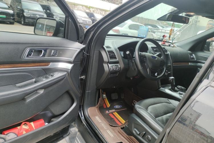 Used Ford Explorer 2018 2.3T Elite Edition Driver Seat