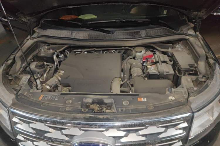 Used Ford Explorer 2018 3.5T Elite Edition Engine Bay
