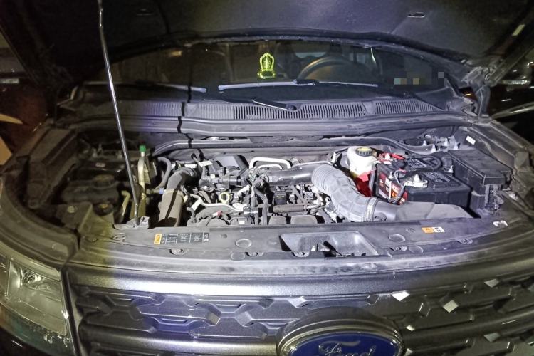 Used Ford Explorer 2018 2.3T Fashion Edition Engine Bay