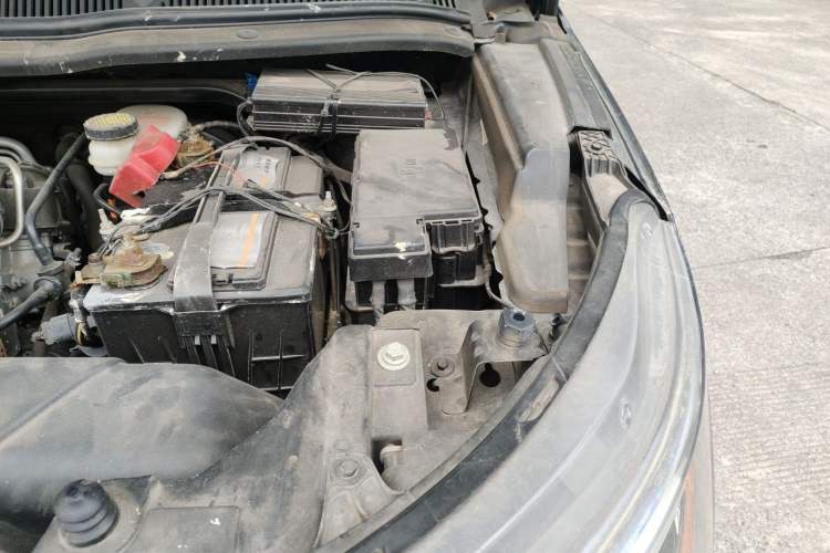 Used Ford Explorer 2018 2.3T Elite Edition Engine Bay Left