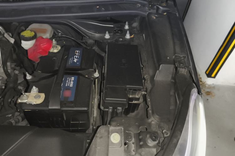 Used Ford Explorer 2018 2.3T Elite Edition Engine Bay Left