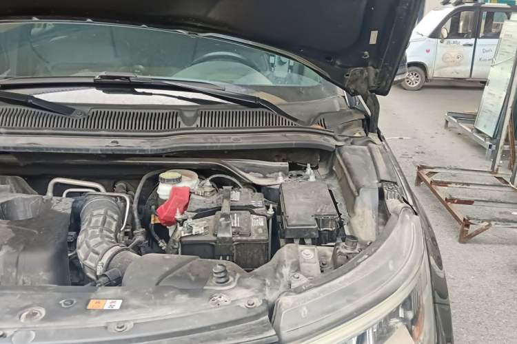 Used Ford Explorer 2018 2.3T Elite Edition Engine Bay Left