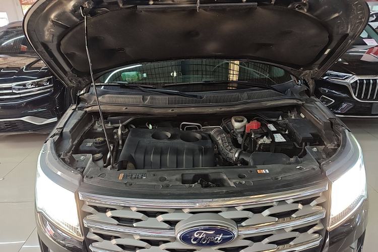 Used Ford Explorer 2018 2.3T Fashion Edition Engine Bay