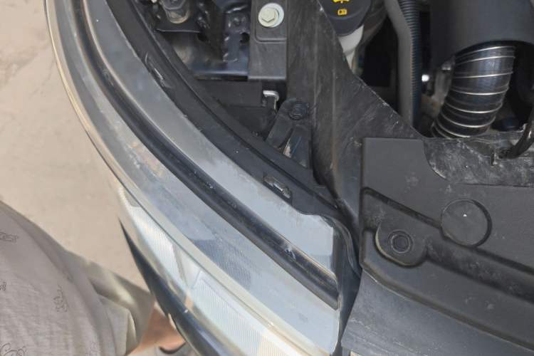 Used Ford Explorer 2018 2.3T Elite Edition Engine Bay Right