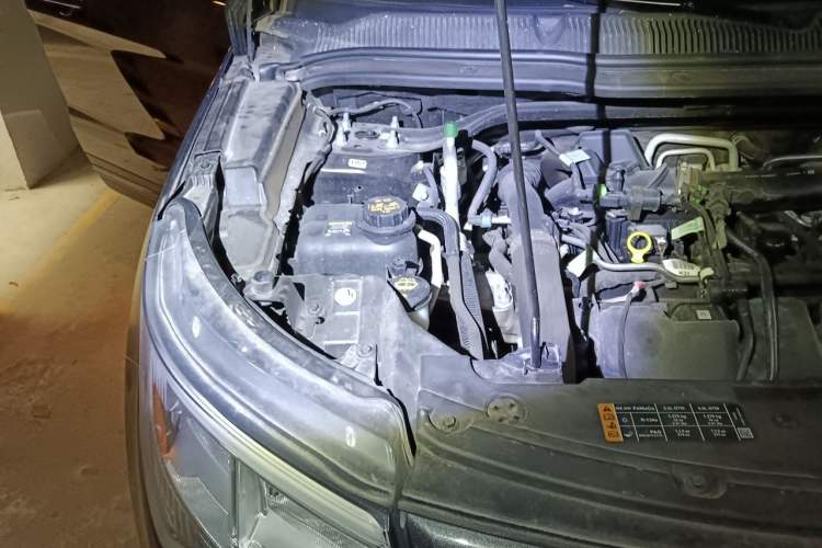 Used Ford Explorer 2018 2.3T Fashion Edition Engine Bay Right