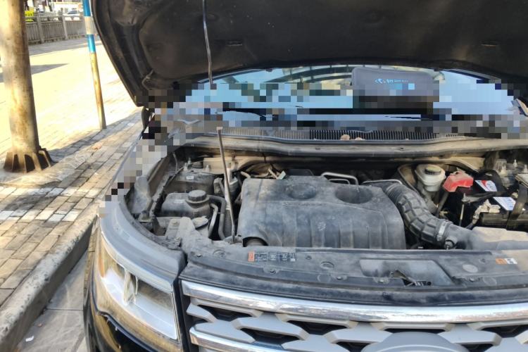 Used Ford Explorer 2018 2.3T Elite Edition Engine Bay Right