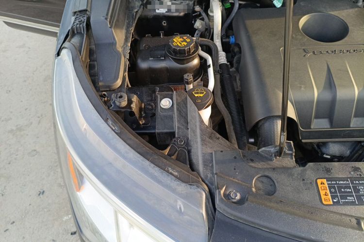 Used Ford Explorer 2018 2.3T Fashion Edition Engine Bay Right