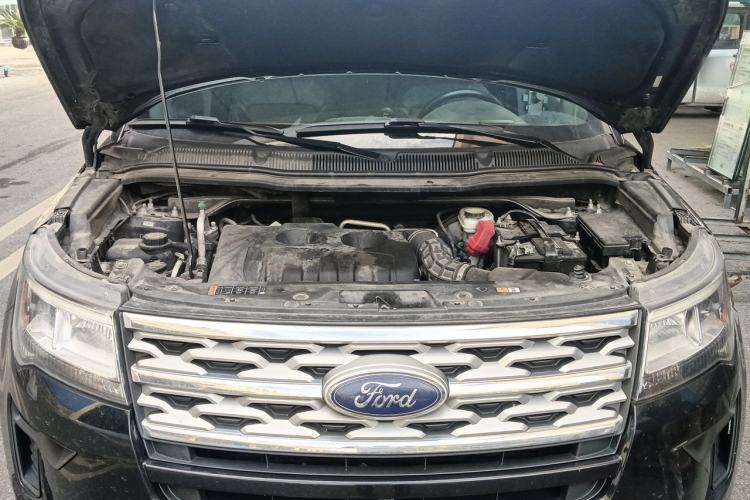 Used Ford Explorer 2018 2.3T Elite Edition Engine Bay