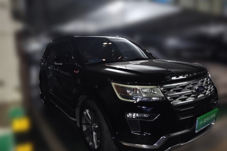 Used Ford Explorer 2018 2.3T Elite Edition Front Right 45 Deg