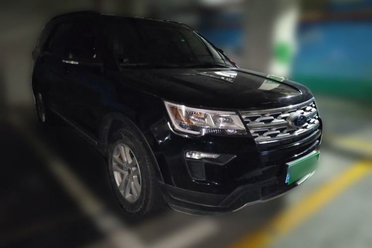 Used Ford Explorer 2018 2.3T Fashion Edition Front Right 45 Deg