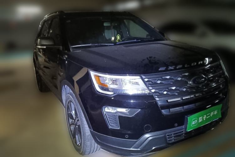 Used Ford Explorer 2018 2.3T Fashion Edition Front Right 45 Deg