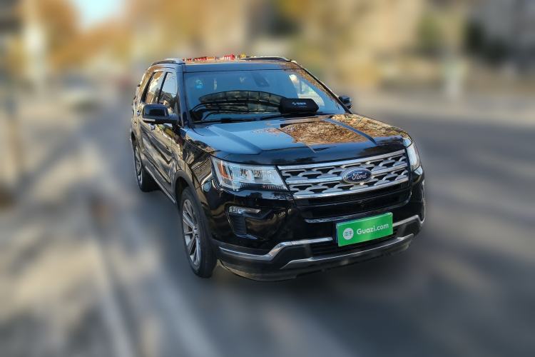 Used Ford Explorer 2018 2.3T Elite Edition Front Right 45 Deg