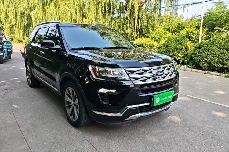Used Ford Explorer 2018 2.3T Elite Edition Front Right 45 Deg