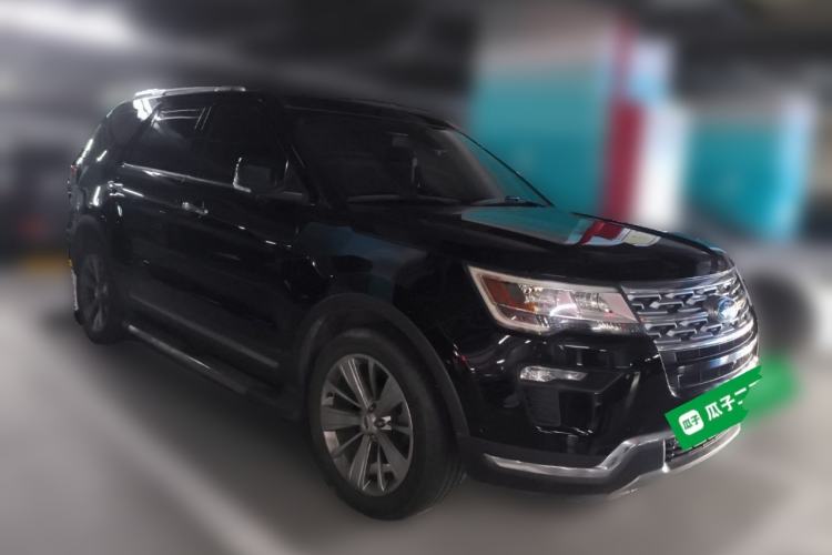 Used Ford Explorer 2018 2.3T Elite Edition Front Right 45 Deg
