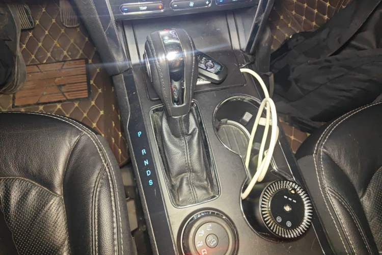 Used Ford Explorer 2018 3.5T Elite Edition Gear Lever