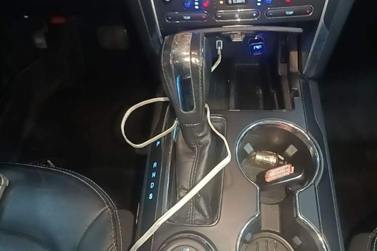 Used Ford Explorer 2018 2.3T Elite Edition Gear Lever