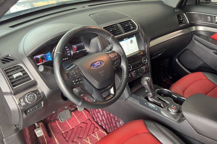 Used Ford Explorer 2018 2.3T Fashion Edition Interior 1