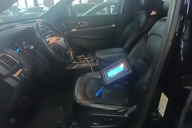 Used Ford Explorer 2018 2.3T Elite Edition Left Front Seat
