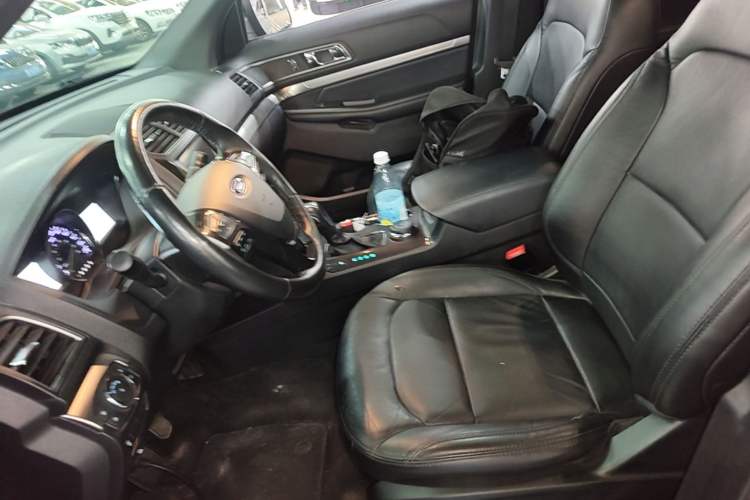 Used Ford Explorer 2018 2.3T Fashion Edition Left Front Seat