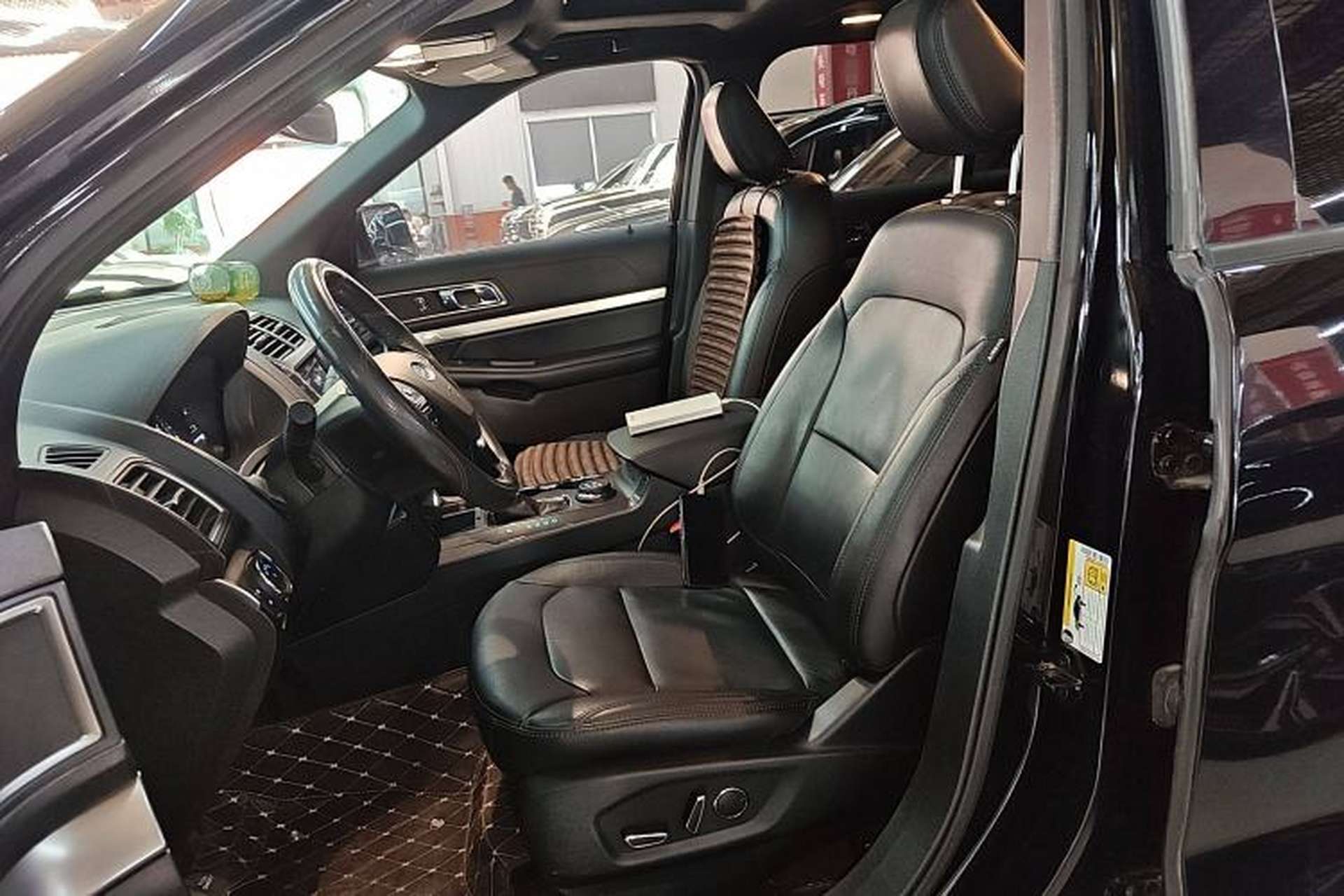 Used Ford Explorer 2018 2.3T Fashion Edition Left Front Seat