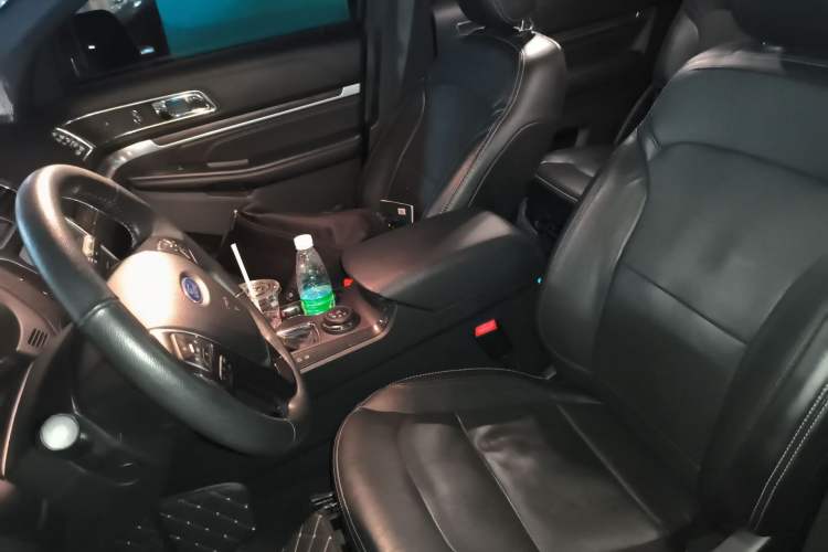 Used Ford Explorer 2018 2.3T Elite Edition Left Front Seat