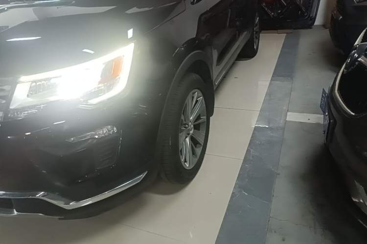 Used Ford Explorer 2018 2.3T Elite Edition Left Front Wheel Hub