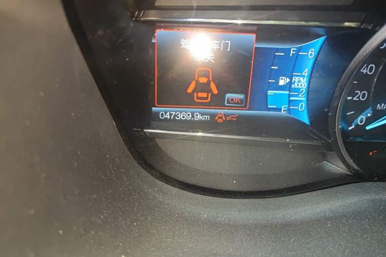 Used Ford Explorer 2018 3.5T Elite Edition Odometer Close Up