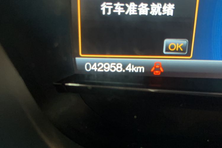 Used Ford Explorer 2018 2.3T Fashion Edition Odometer Close Up