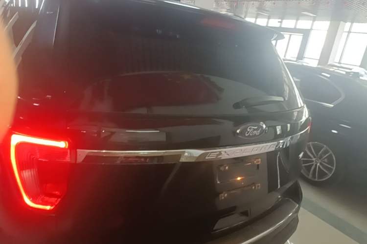 Used Ford Explorer 2018 2.3T Elite Edition Rear