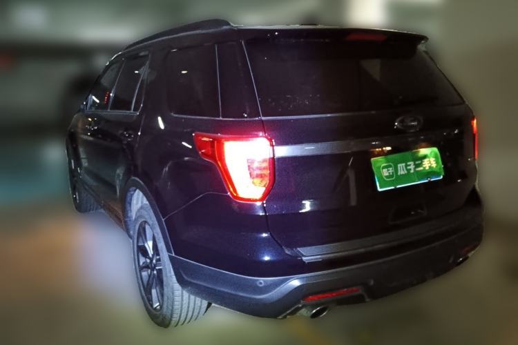 Used Ford Explorer 2018 2.3T Fashion Edition Rear Left 45 Deg