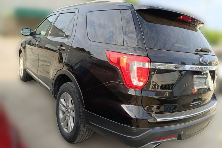 Used Ford Explorer 2018 2.3T Fashion Edition Rear Left 45 Deg