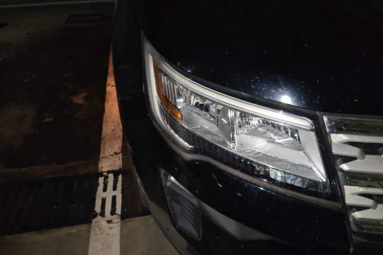 Used Ford Explorer 2018 2.3T Fashion Edition Right Front Headlight