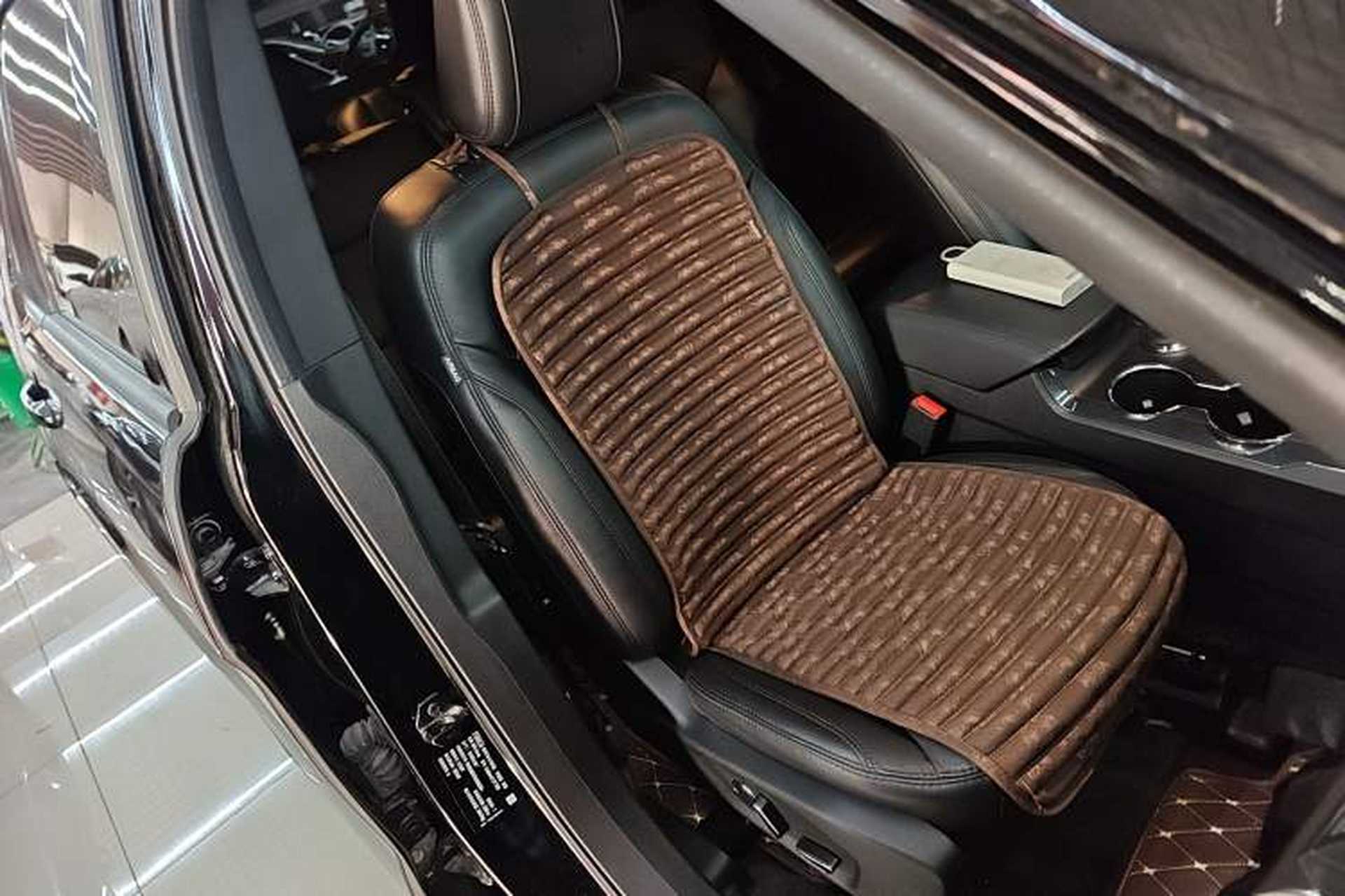 Used Ford Explorer 2018 2.3T Fashion Edition Right Front Seat