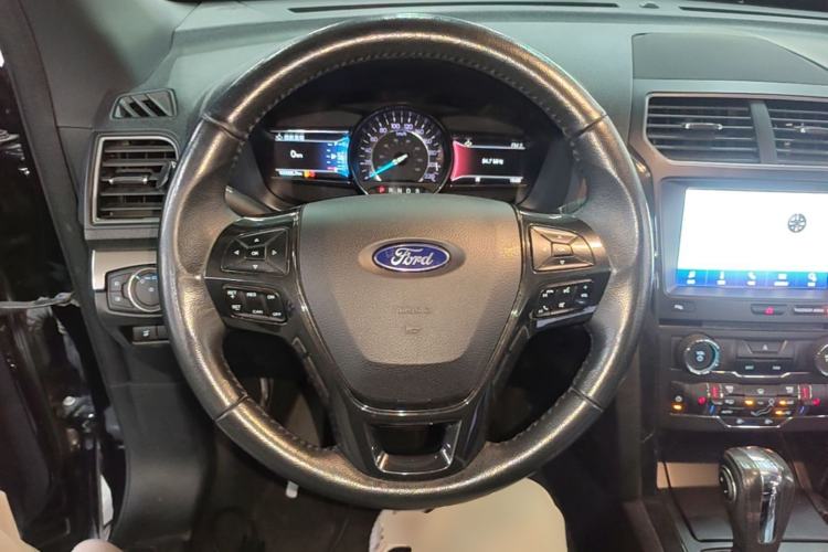 Used Ford Explorer 2018 2.3T Fashion Edition Steering Wheel