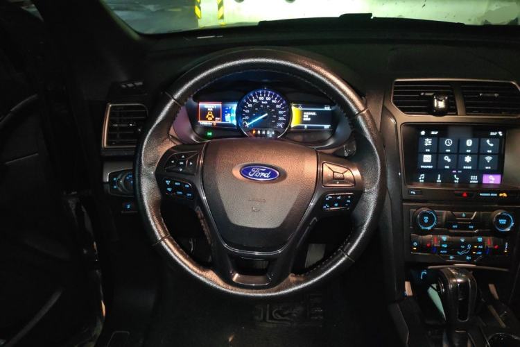 Used Ford Explorer 2018 2.3T Fashion Edition Steering Wheel
