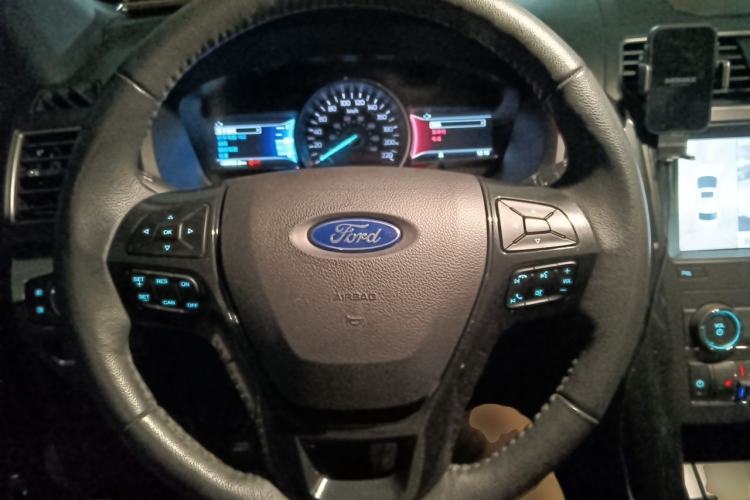 Used Ford Explorer 2018 2.3T Fashion Edition Steering Wheel