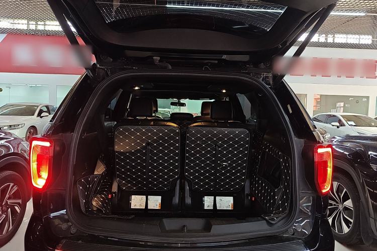 Used Ford Explorer 2018 2.3T Fashion Edition Trunk