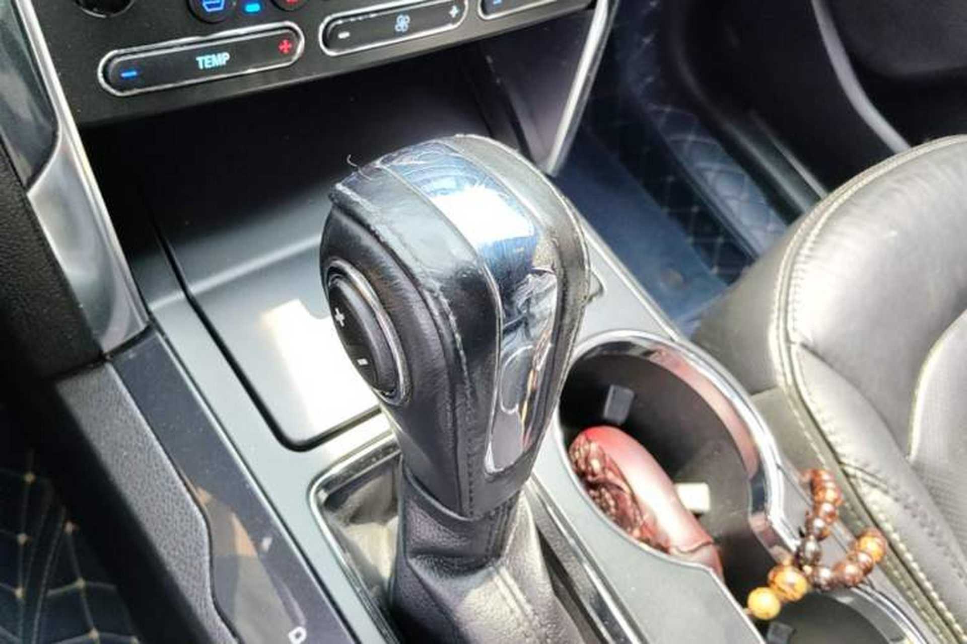 Used Ford Explorer 2018 2.3T Elite Edition Gear Lever