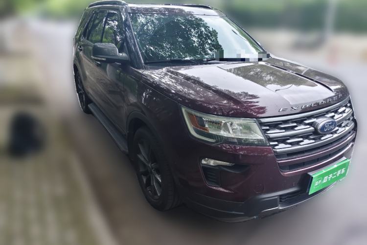Used Ford Explorer 2018 2.3T Fashion Edition Front Right 45 Deg